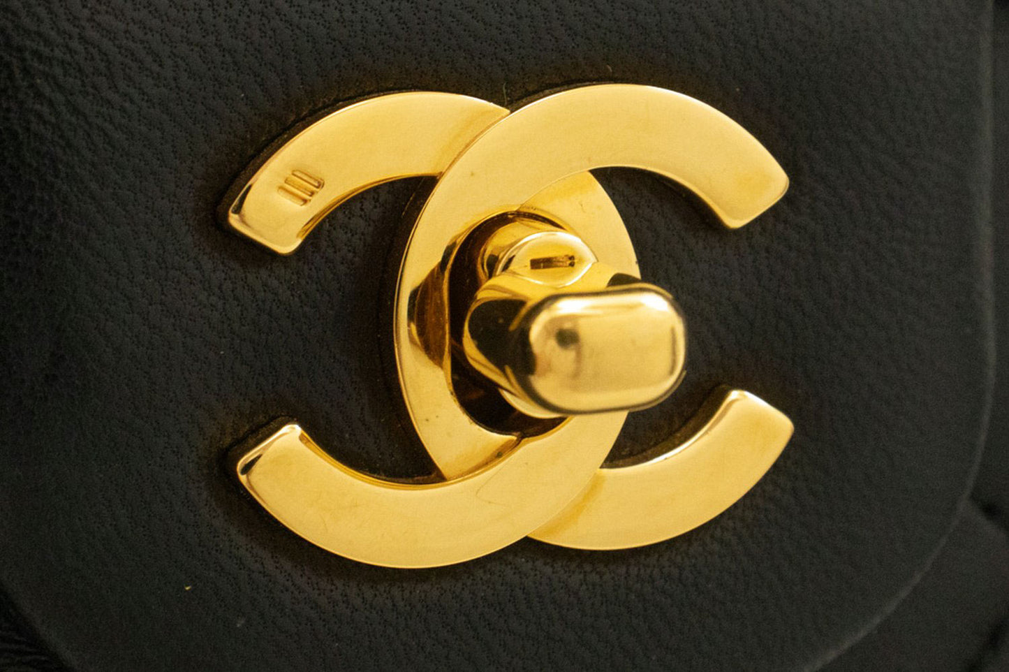 CHANEL Classic Double Flap Square Chain Schultertasche Schwarz Lamm ah5 hannari-shop