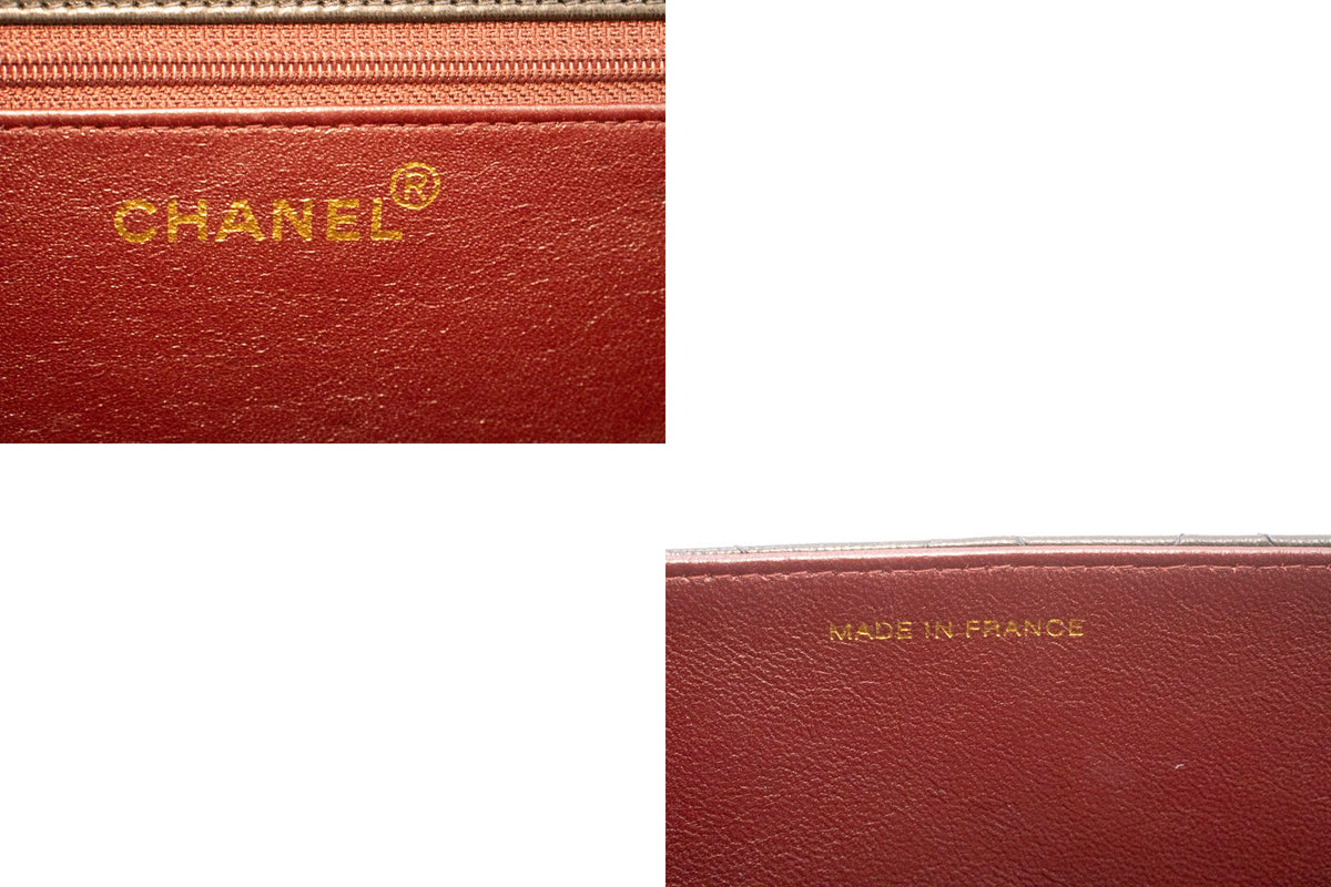 CHANEL Petit sac à bandoulière à chaîne pochette noir matelassé à rabat en agneau ao7 — logo CHANEL intérieur hannari-shop