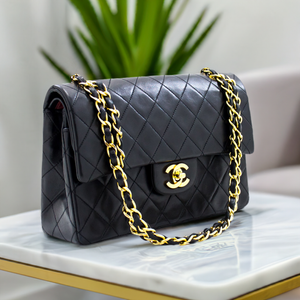 CHANEL 2.55 Sac à bandoulière à petite chaîne à double rabat Cuir d'agneau noir h21