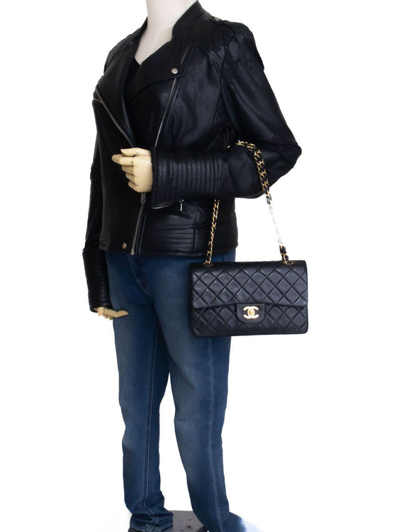 CHANEL Classic Double Flap 9" kæde skuldertaske i sort lammeskind aj4 hannari-shop