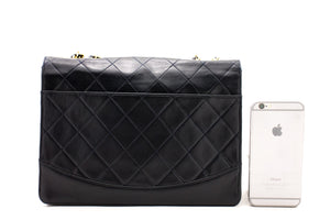 CHANEL Vintage Classic Chain Shoulder Bag Black Quiltted Flap Lamb c20 hannari-shop