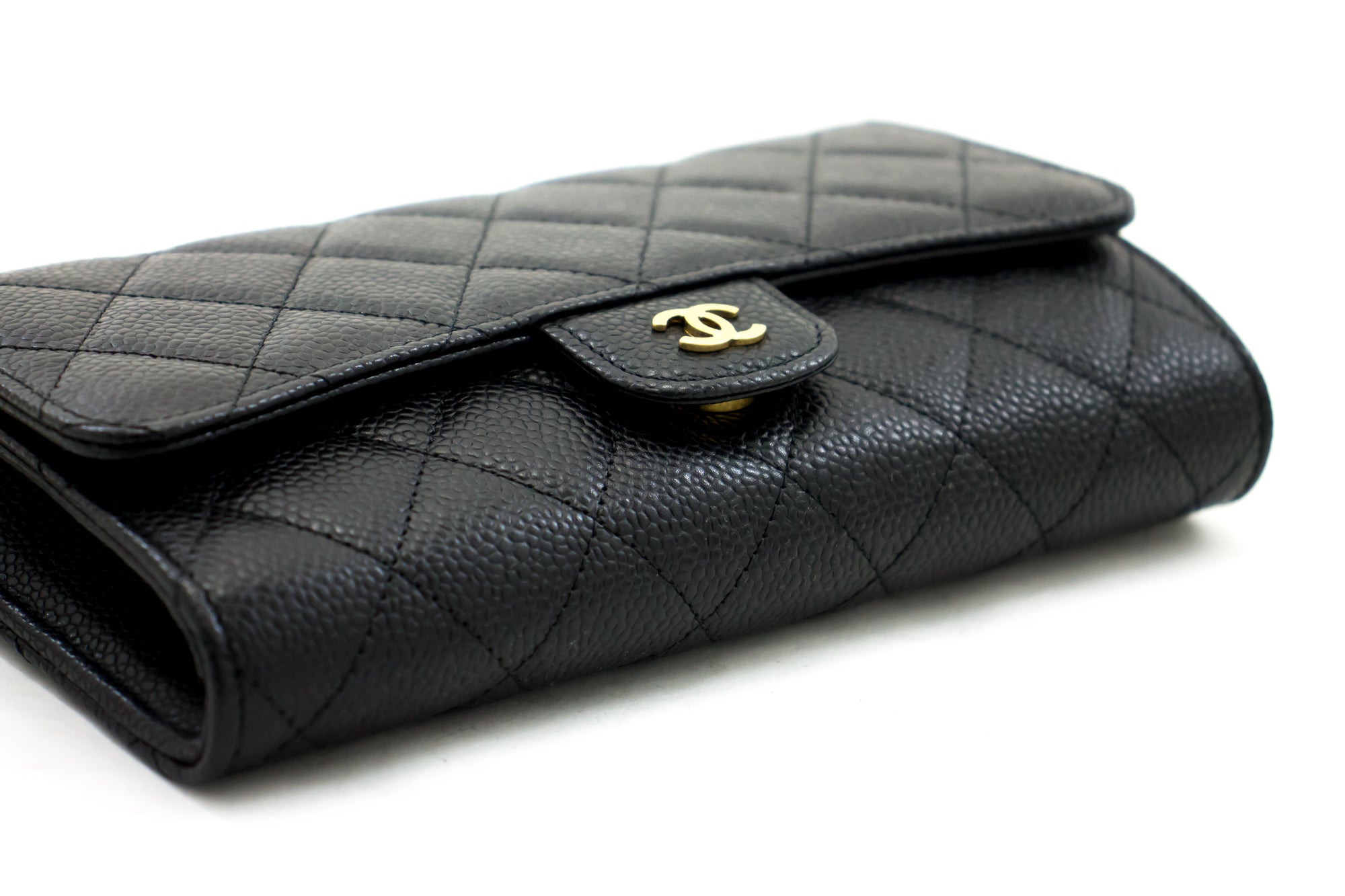 chanel classic caviar wallet on