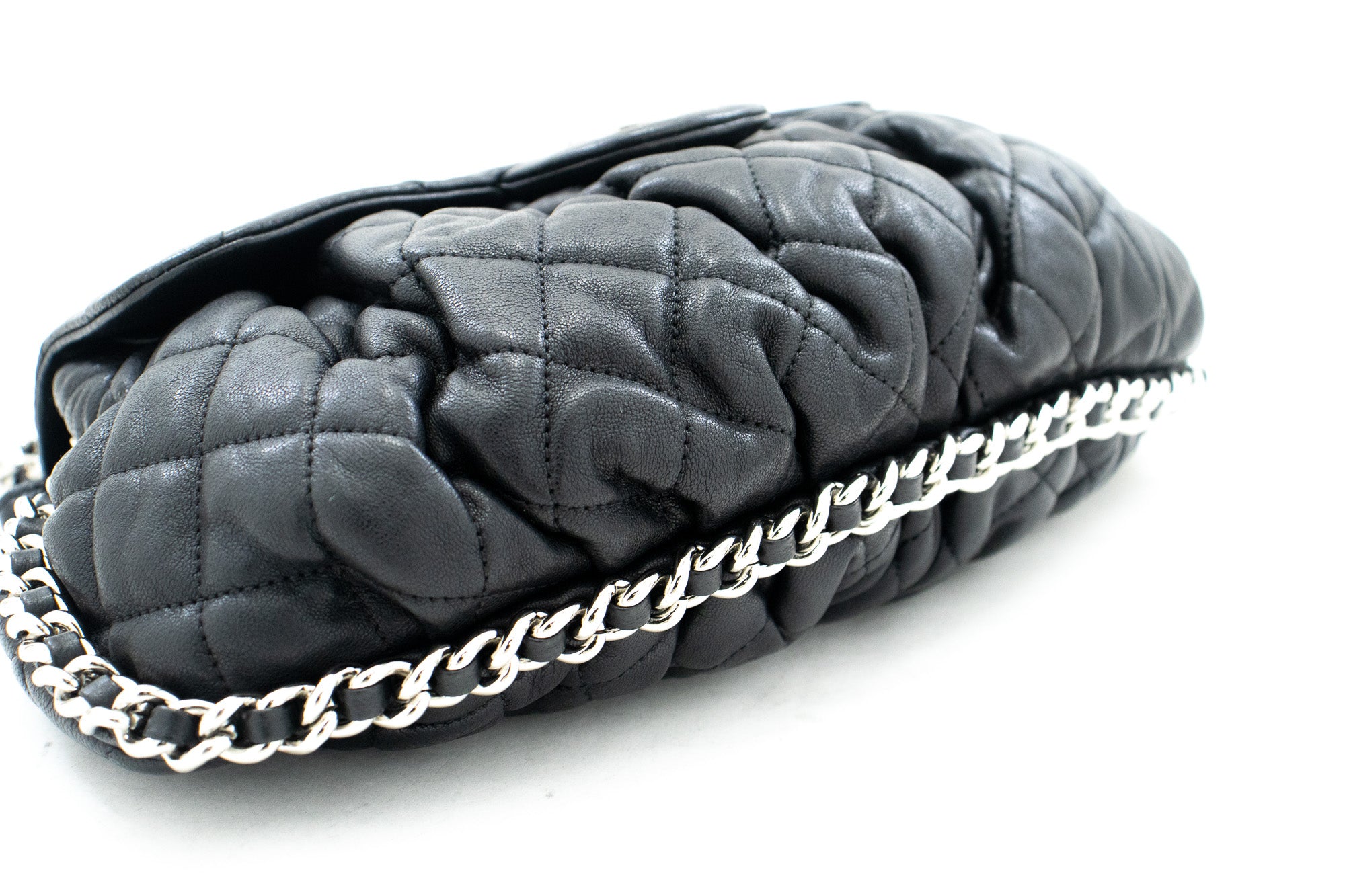 Chain around leather handbag Chanel Burgundy in Leather - 29777308