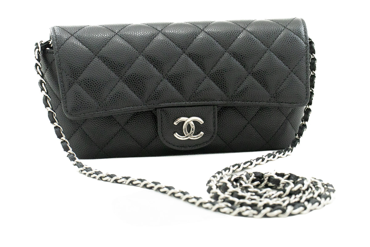Chanel Timeless/Classic Double Flap Shoulder Bag in Black Quilted Lambskin, GHW
