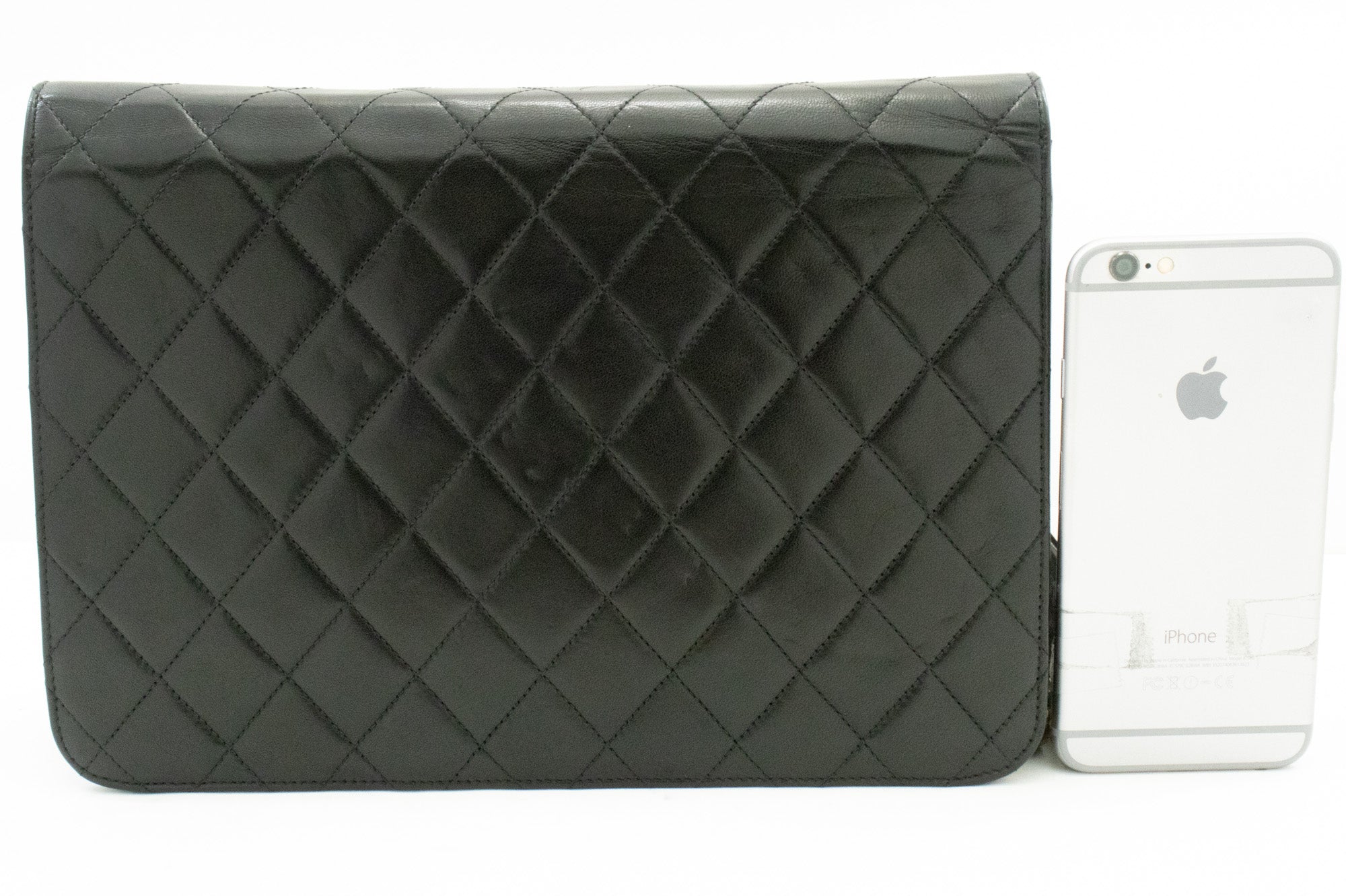 chanel quilted clutch with chain