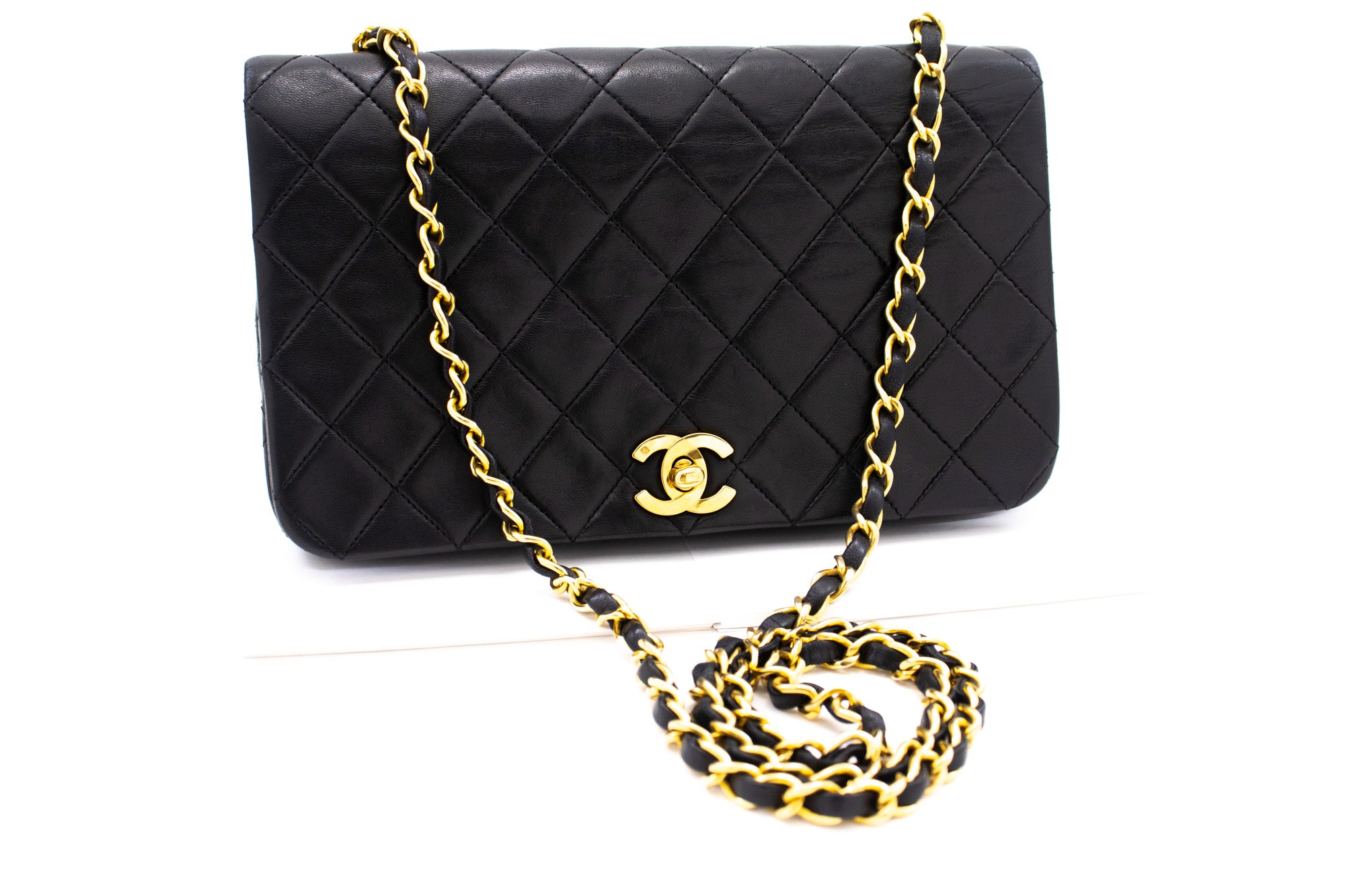 CHANEL Full Flap Chain Shoulder Bag Clutch Black Quilted Lambskin