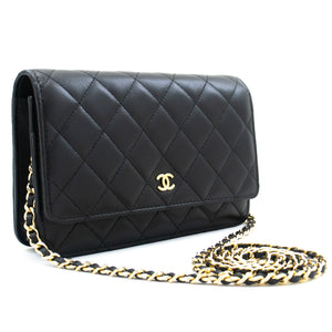 CHANEL Small Chain Shoulder Bag Clutch Black Quilted Flap Lambskin Leather  ref.1057972 - Joli Closet