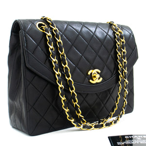 100% Chanel Black caviar bowler handbag .