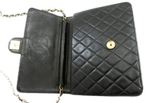 CHANEL Small Chain Shoulder Bag Clutch Black Quilted Flap Lambskin j60 hannari-shop