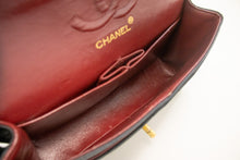 CHANEL Classic Double Flap 9" kæde skuldertaske Sort lammeskind m02 hannari-shop