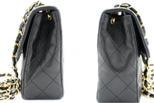 CHANEL Mini Square Small Chain Skuldertaske Crossbody Black Quilt k83 hannari-shop